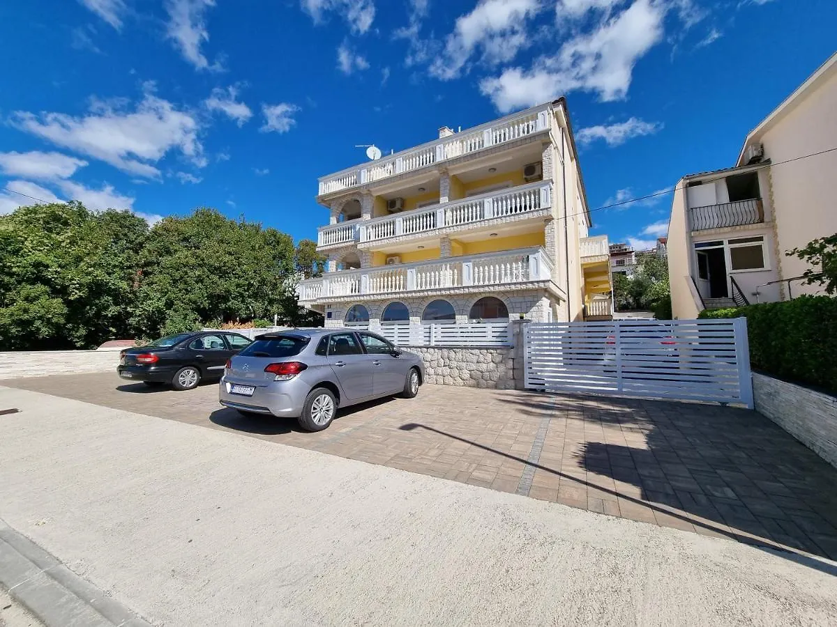 Apartments Chiara Crikvenica