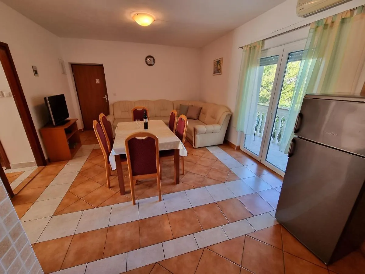 Apartments Chiara Crikvenica 0*,